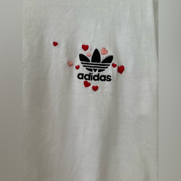 Adidas hearts embroidered t-shirt cuff sleeve cinch side size XL - Picture 4 of 10